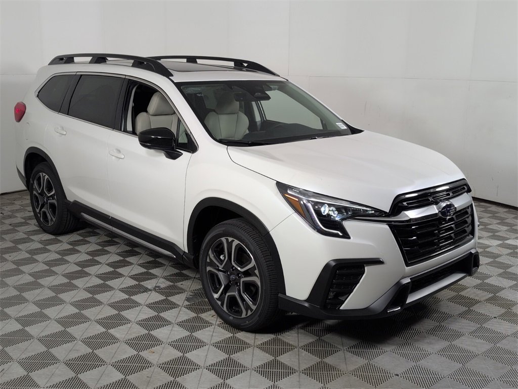 New 2025 Subaru Ascent Limited image 2