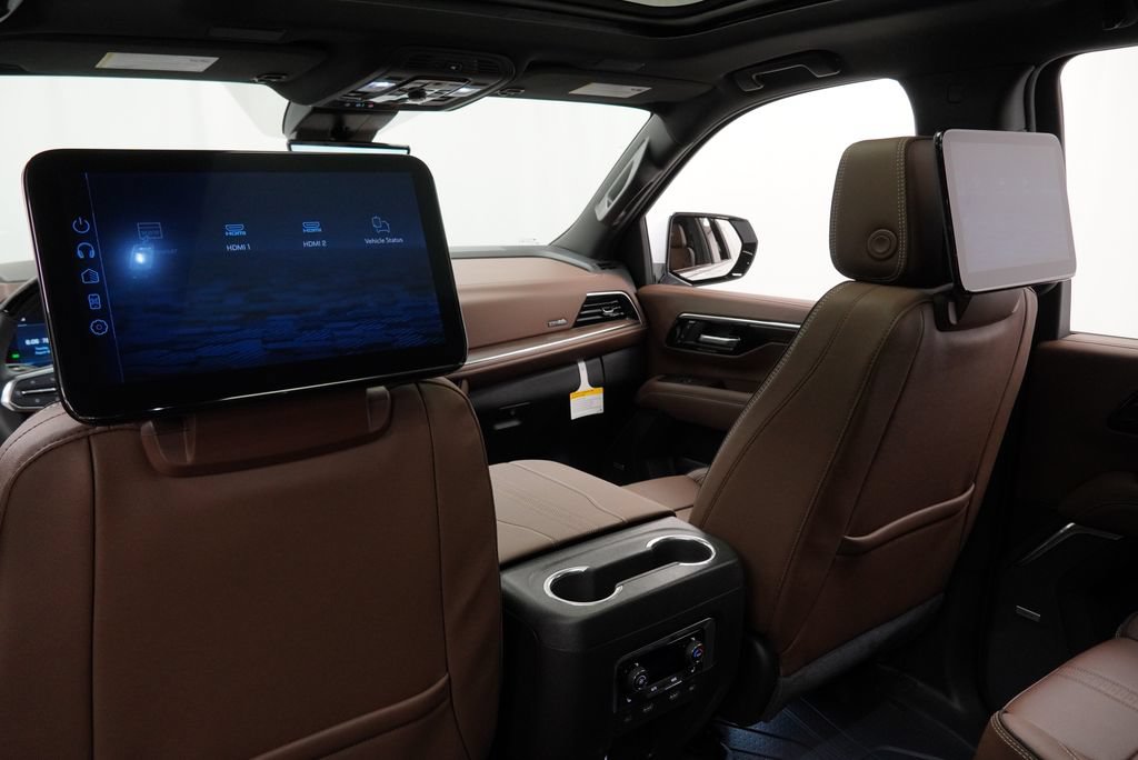 New 2026 Chevrolet Suburban High Country AWD/4WD image 16