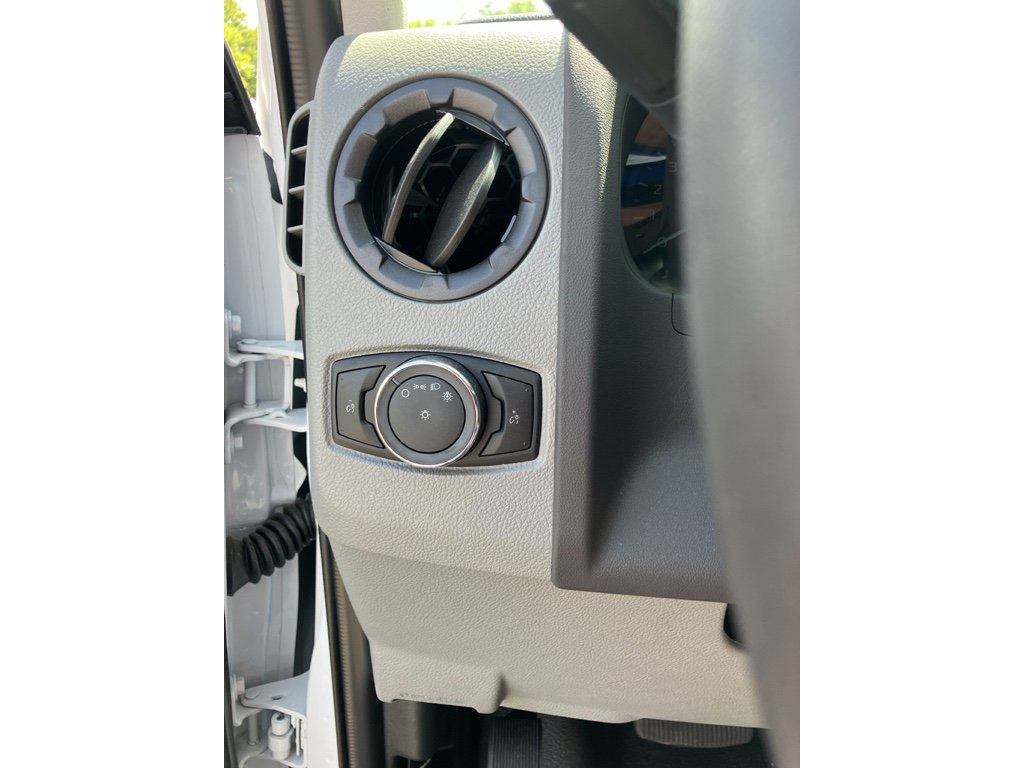 New 2026 Ford E-350 and Econoline 350 Super Duty w/ Power Equipment Group image 18