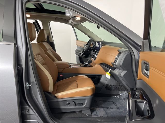 New 2026 Nissan Pathfinder Platinum image 40