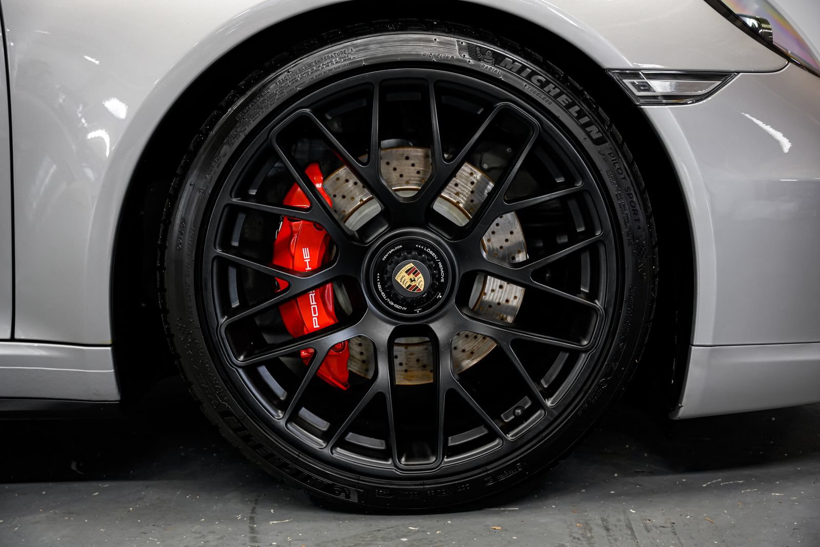 Used 2015 Porsche 911 Carrera GTS RWD image 48