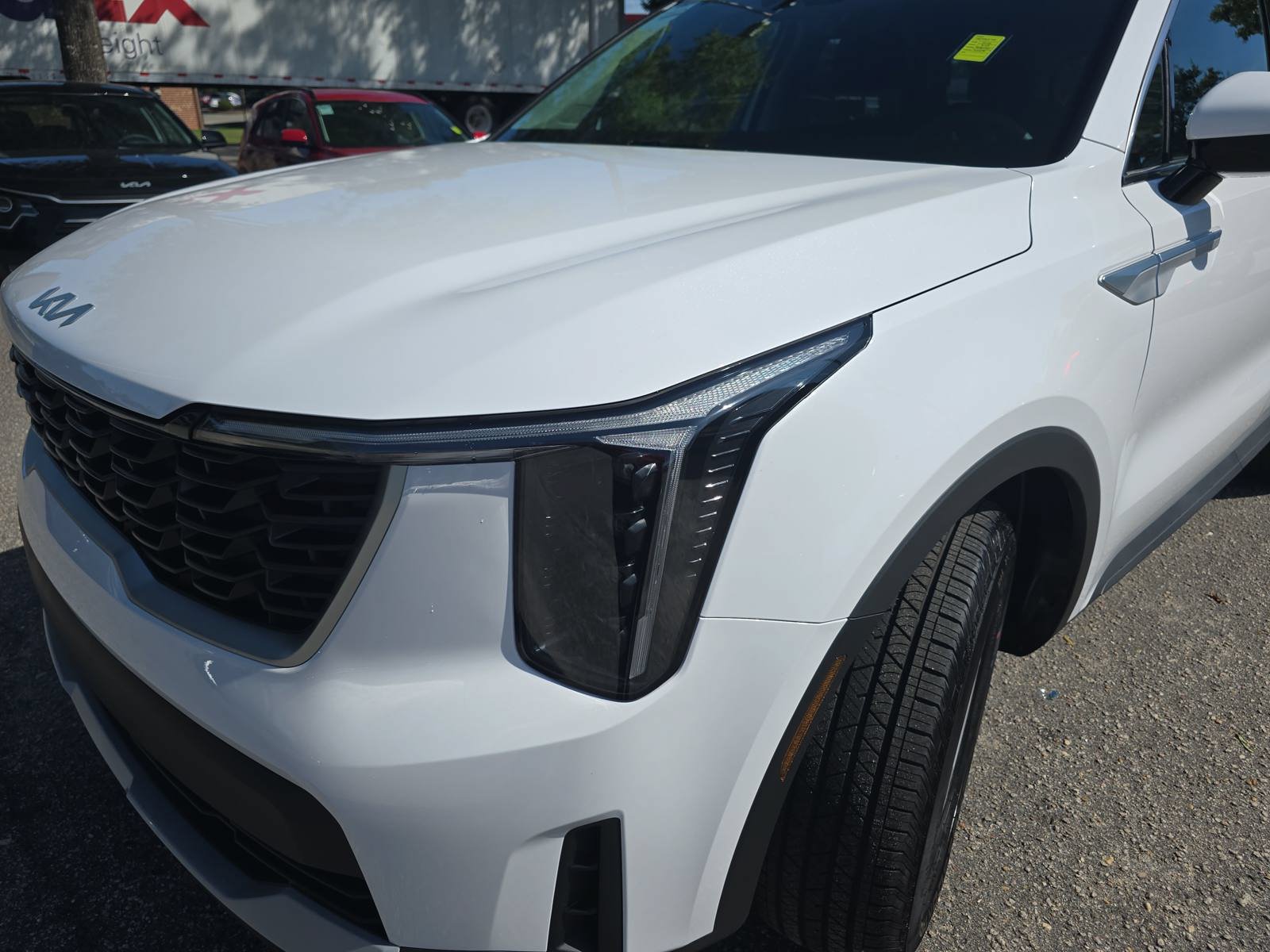 New 2026 Kia Sorento LX FWD image 32