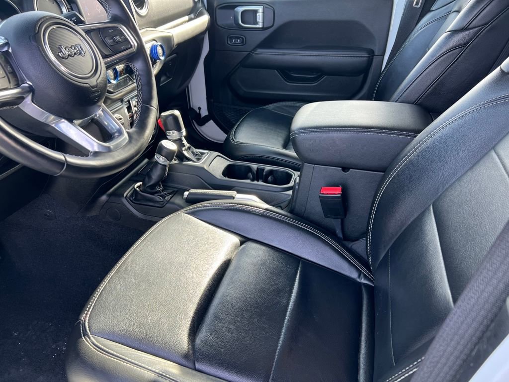Used 2022 Jeep Wrangler Unlimited Sahara w/ Cold Weather Group image 9