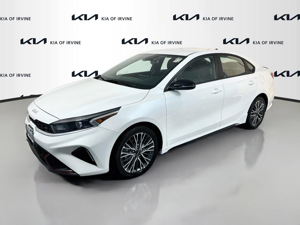 Certified 2024 Kia Forte GT-Line FWD image 4