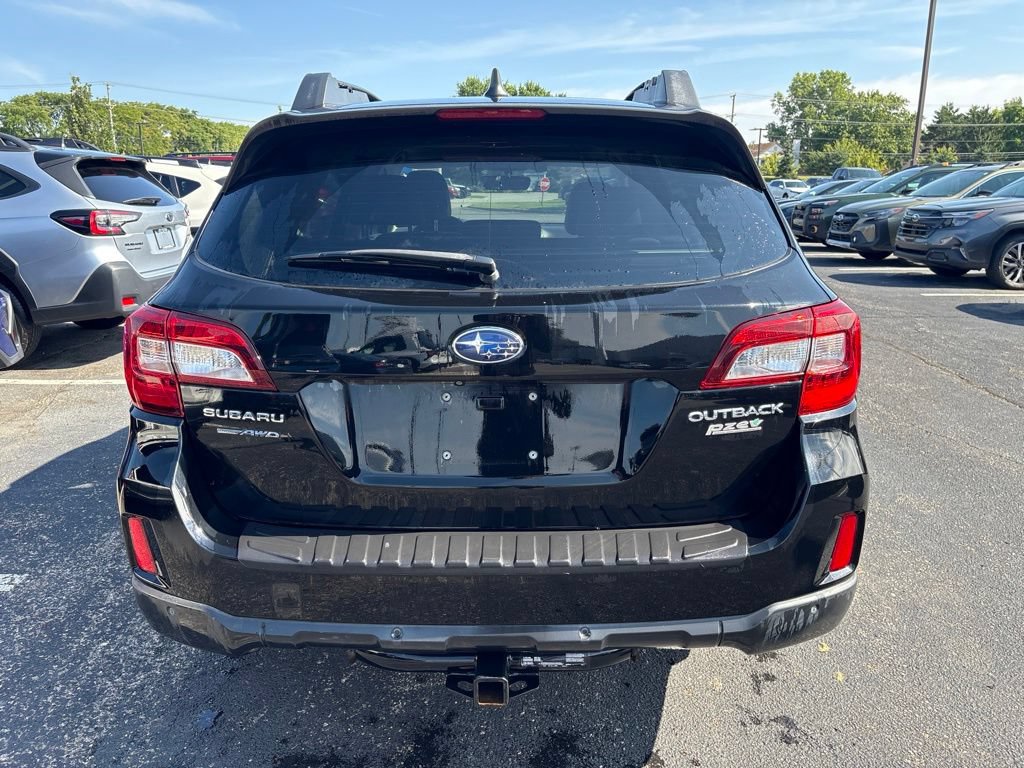 Used 2017 Subaru Outback 2.5i Limited AWD/4WD image 4