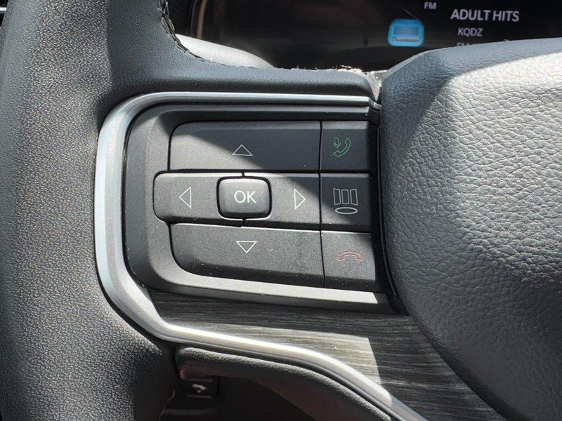 Used 2024 Jeep Wagoneer Series II AWD/4WD image 18