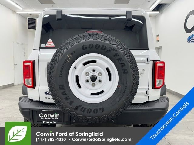 New 2026 Ford Bronco Heritage Edition image 4