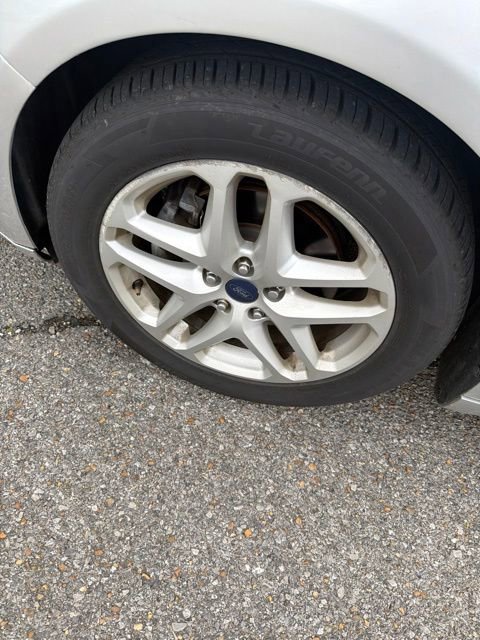 Used 2016 Ford Fusion SE FWD image 20