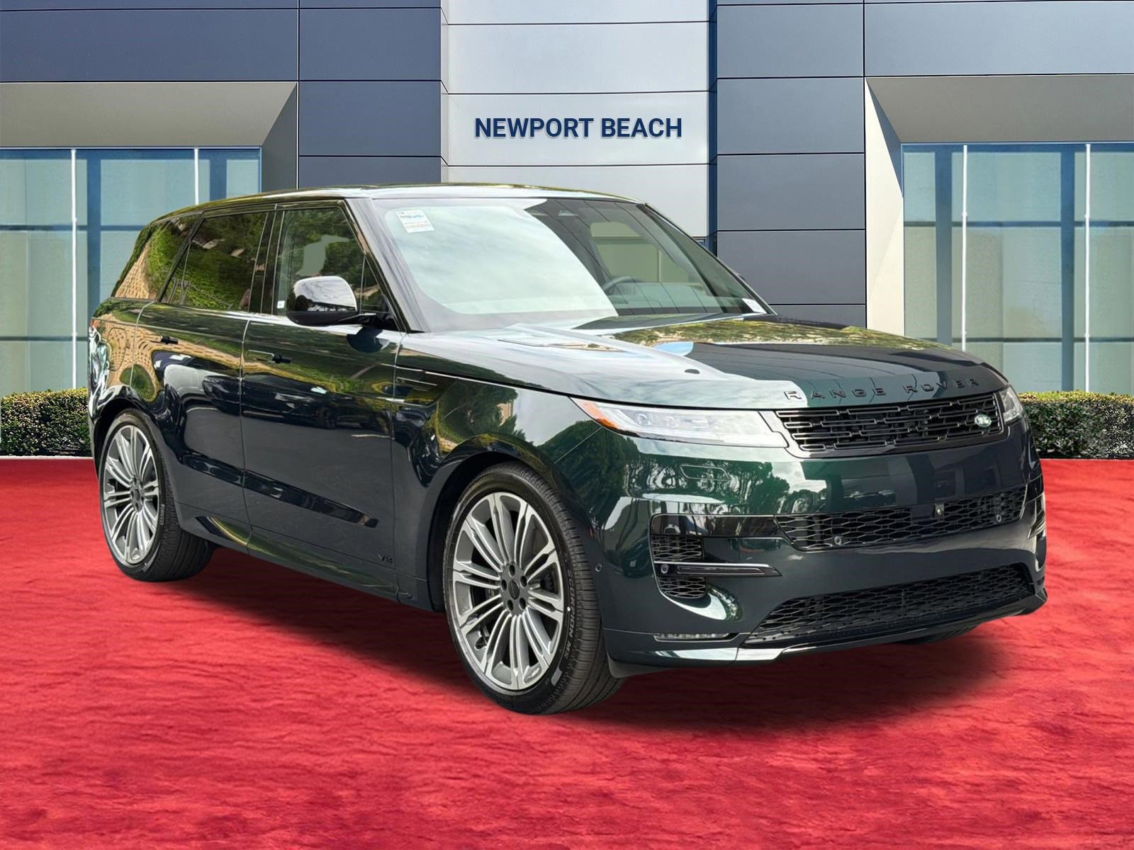 New 2026 Land Rover Range Rover Sport Dynamic SE AWD/4WD image 7