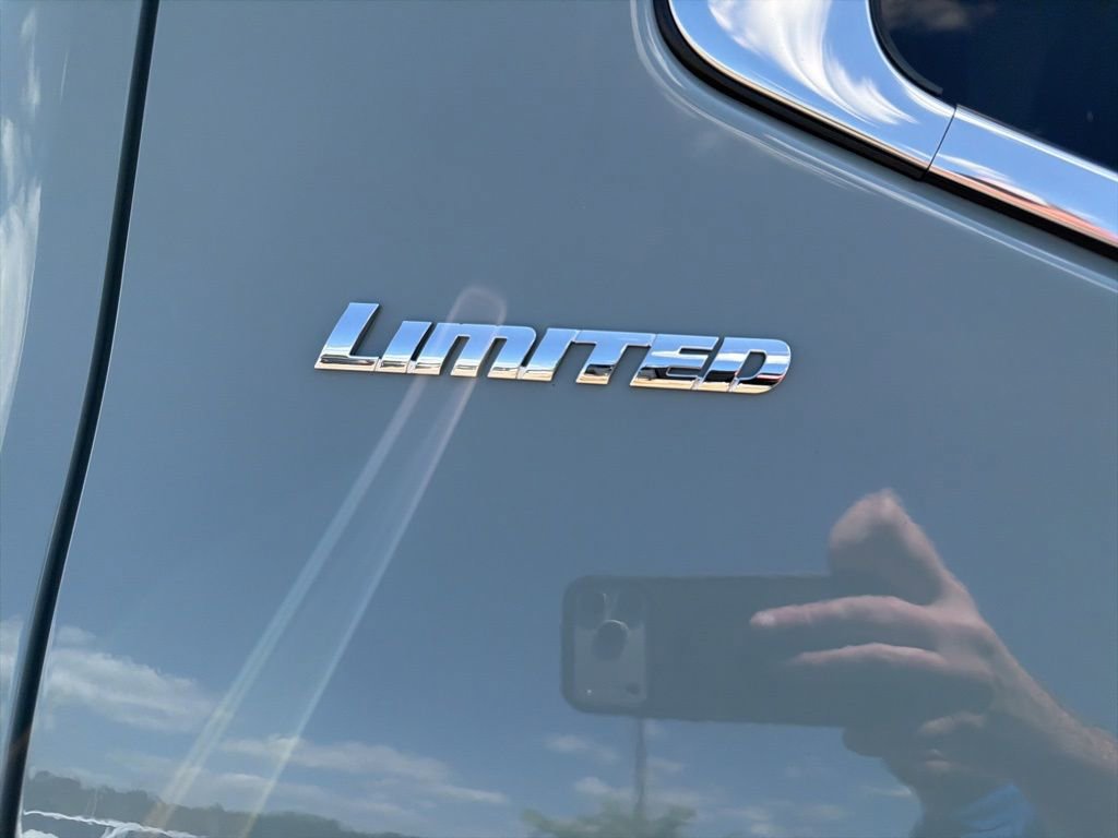 Used 2026 Toyota Tundra Limited image 8