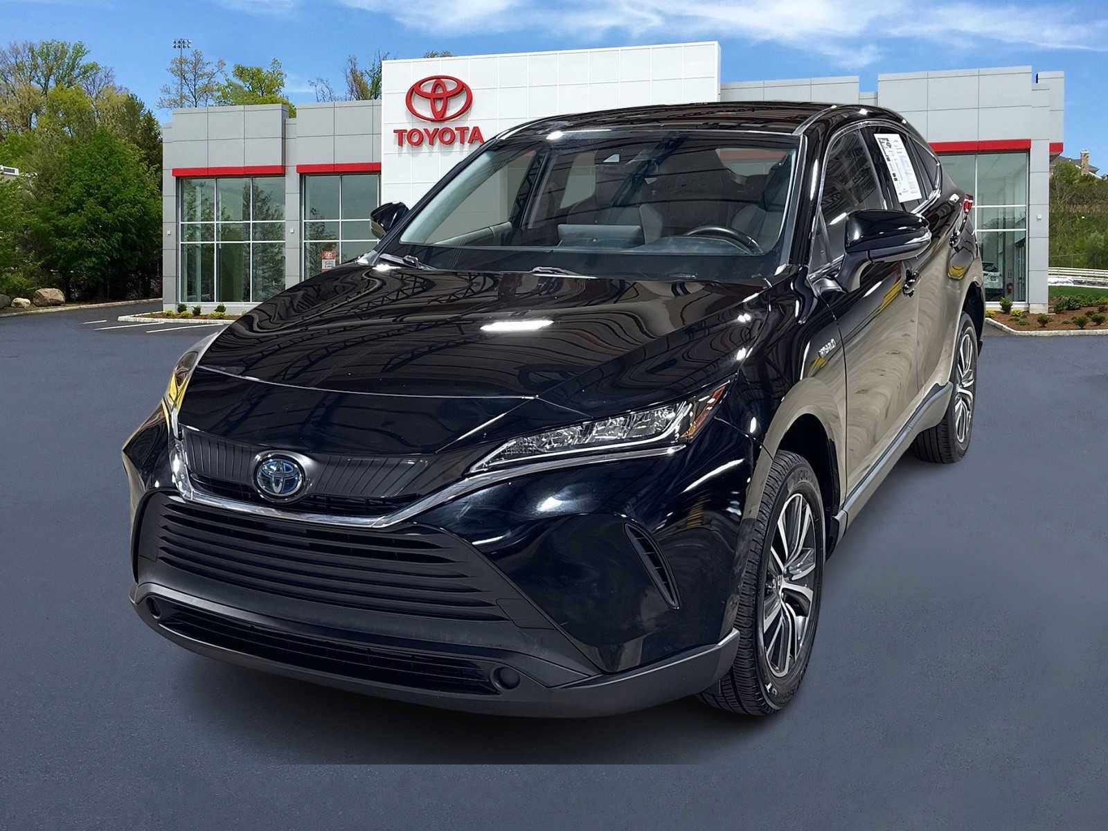 Used 2021 Toyota Venza LE AWD/4WD video 1