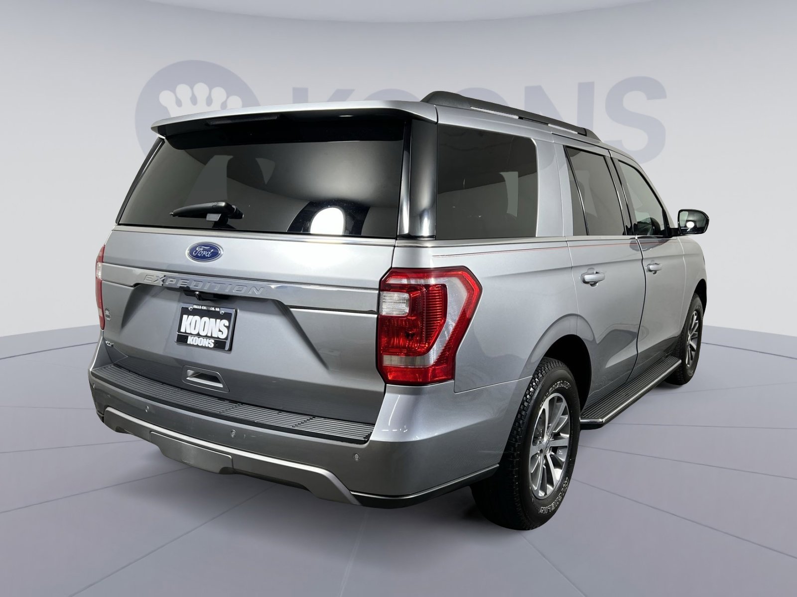 Used 2021 Ford Expedition XLT image 7