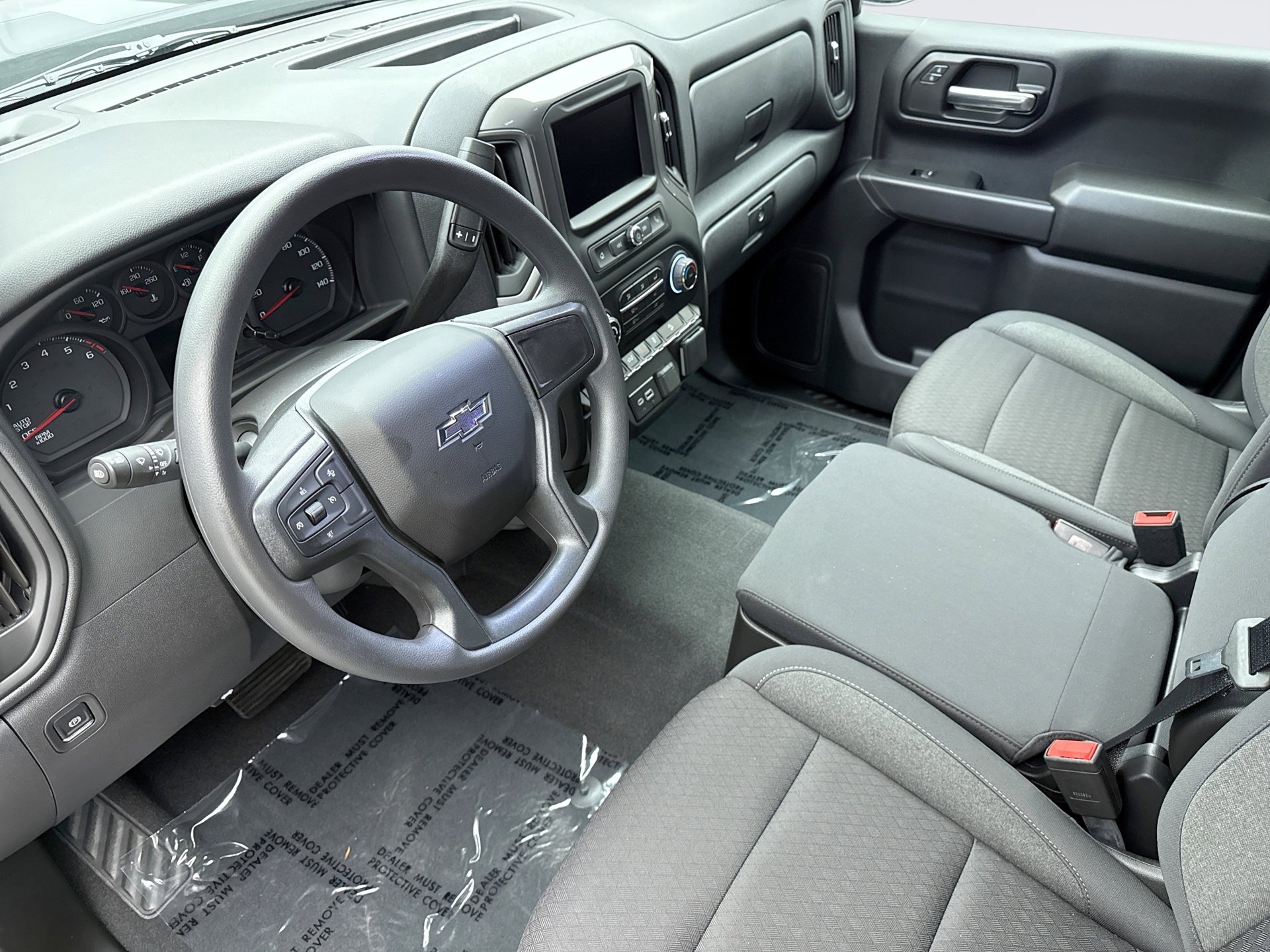 Used 2026 Chevrolet Silverado 1500 Custom Trail Boss w/ LPO, Dark Essentials Package AWD/4WD image 10