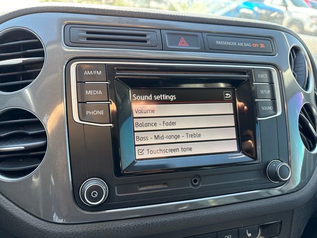 Used 2016 Volkswagen Tiguan S FWD image 22
