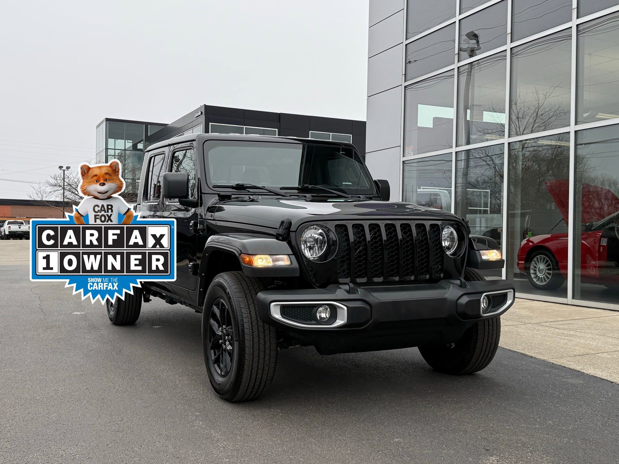 Used 2021 Jeep Gladiator Sport image 1