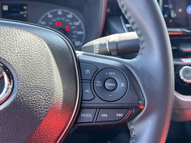 Certified 2025 Toyota Corolla SE FWD image 23