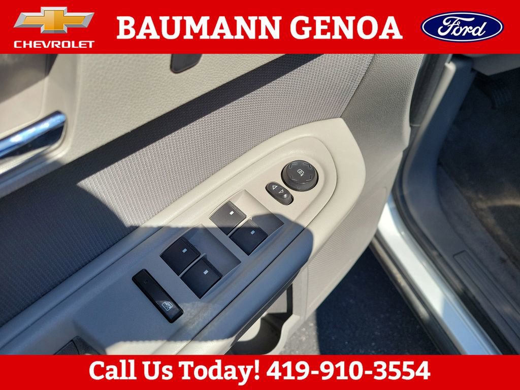 Used 2012 Chevrolet Traverse LS FWD image 11
