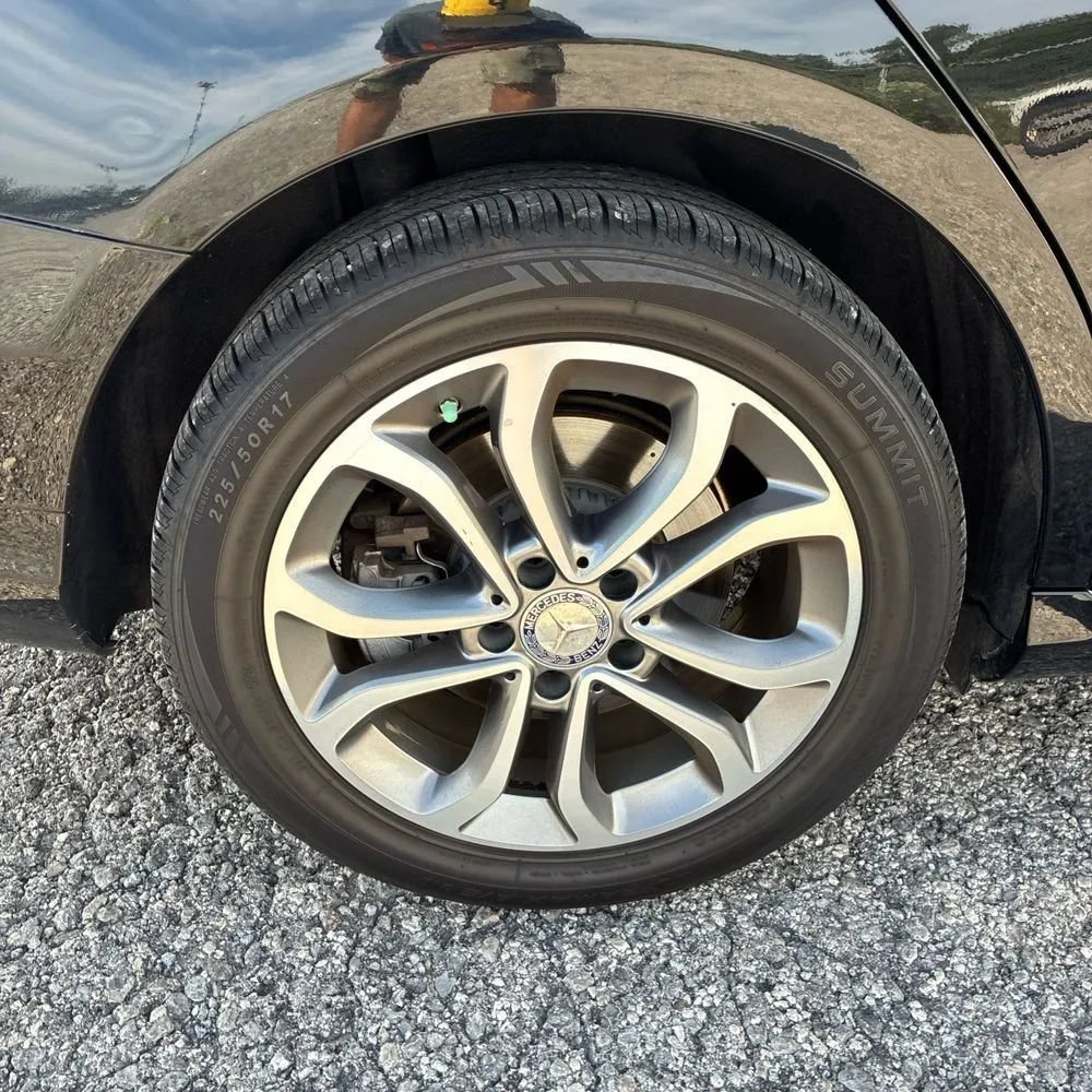 Used 2015 Mercedes-Benz C 300 4MATIC Sedan image 19