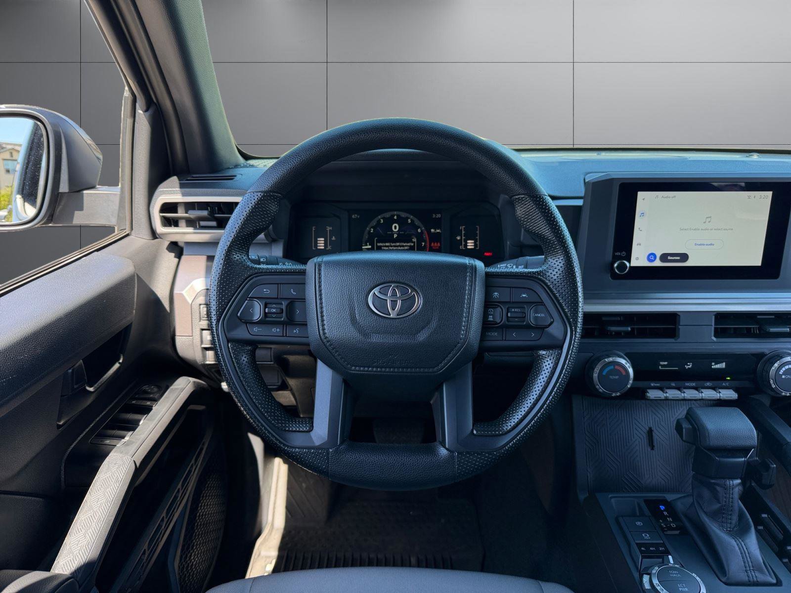 Certified 2025 Toyota Tacoma SR5 AWD/4WD image 5