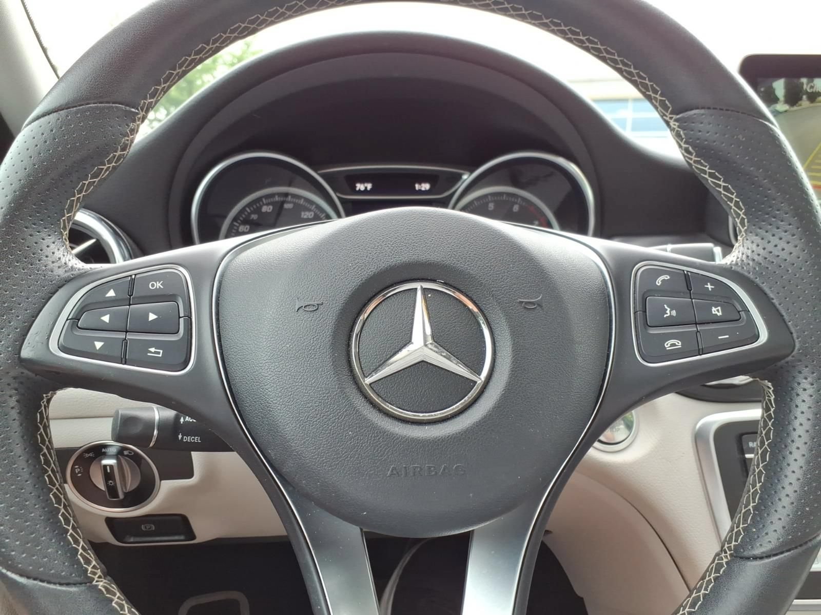 Certified 2018 Mercedes-Benz GLA 250 4MATIC image 23