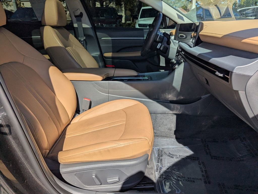Used 2024 Hyundai Sonata Limited image 10