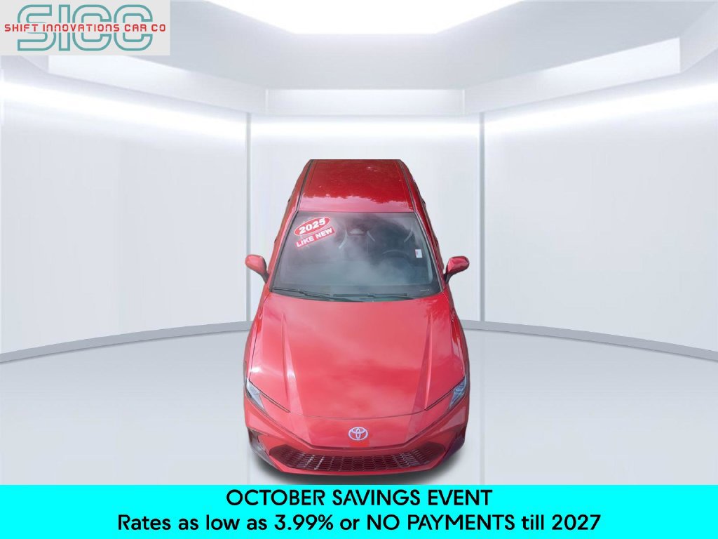 Used 2025 Toyota Camry SE FWD image 8