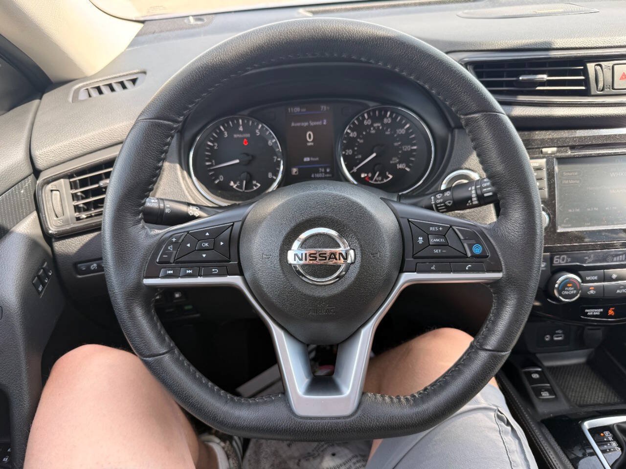 Used 2019 Nissan Rogue SL w/ Premium Package AWD/4WD image 31