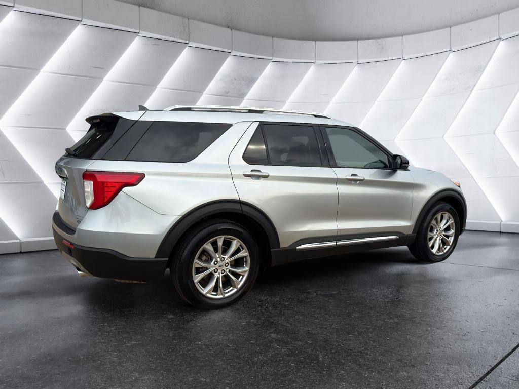 Used 2021 Ford Explorer Limited w/ Equipment Group 301A image 5
