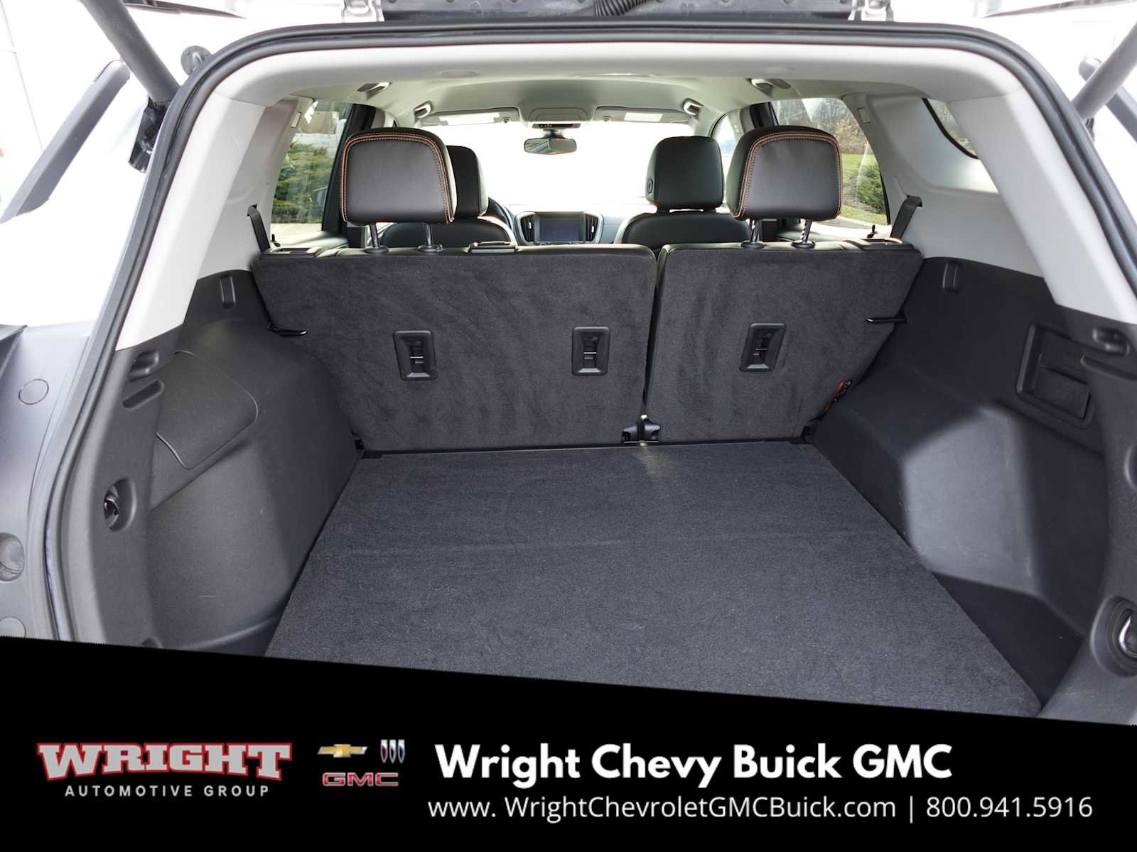 Used 2022 GMC Terrain AT4 image 27