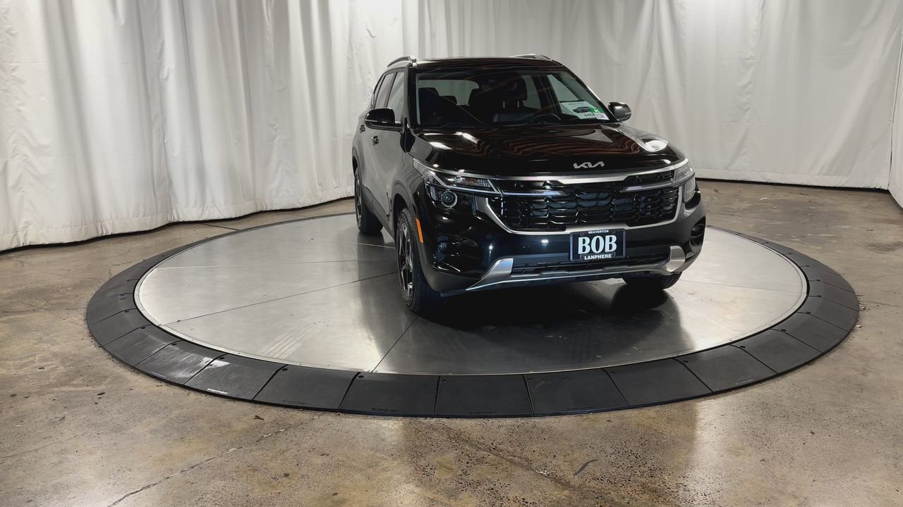 Certified 2025 Kia Seltos S AWD/4WD image 9
