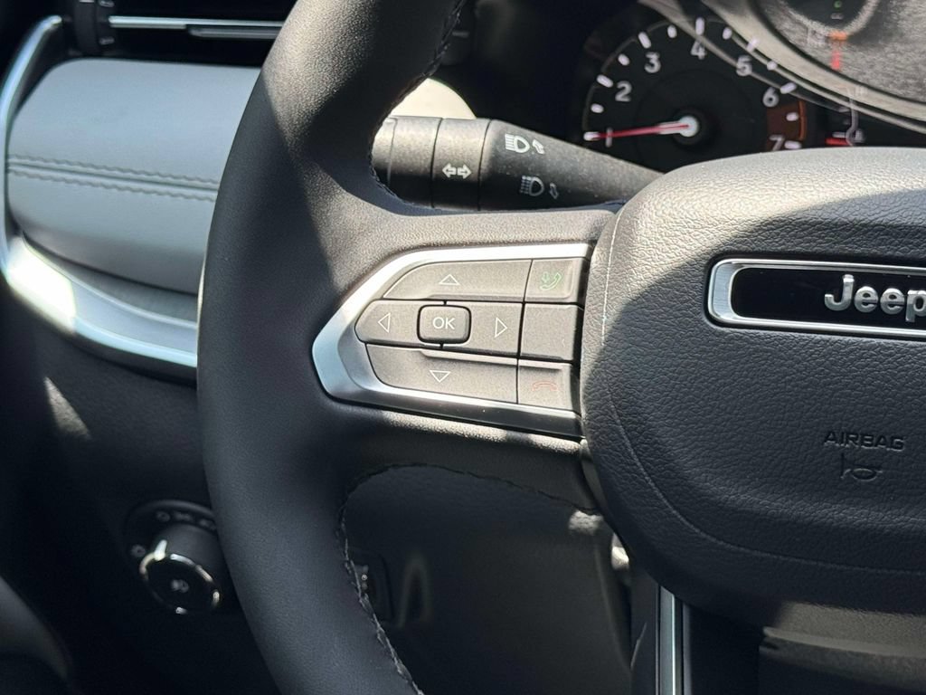 New 2026 Jeep Compass Limited AWD/4WD image 24