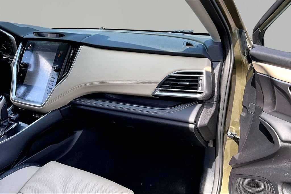 Used 2023 Subaru Outback Limited image 21
