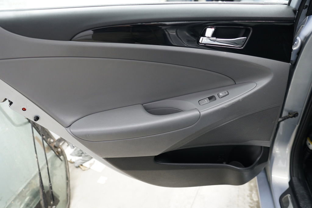 Used 2012 Hyundai Sonata Limited FWD image 39