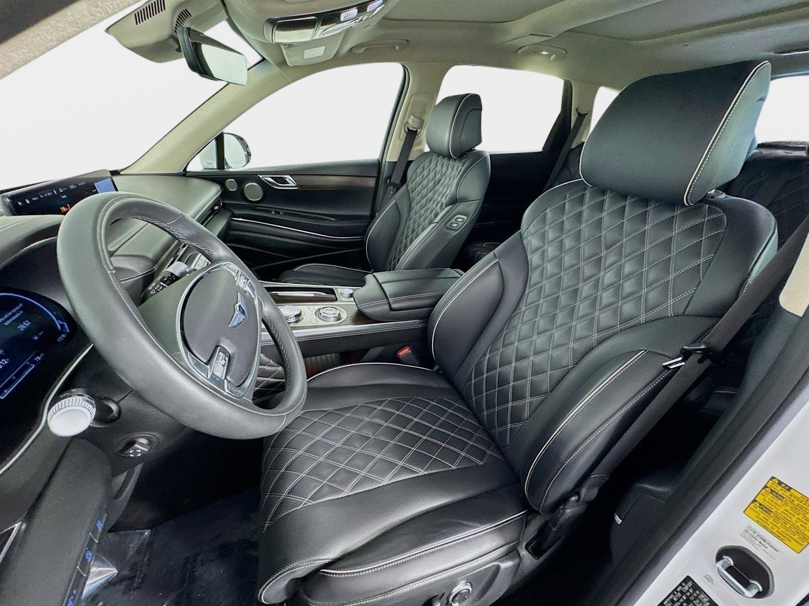 Certified 2024 Genesis GV80 3.5T w/ Prestige Package image 11