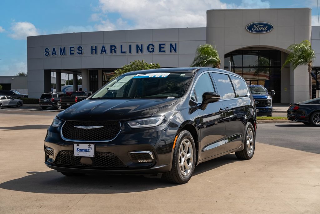 Used 2024 Chrysler Pacifica Limited