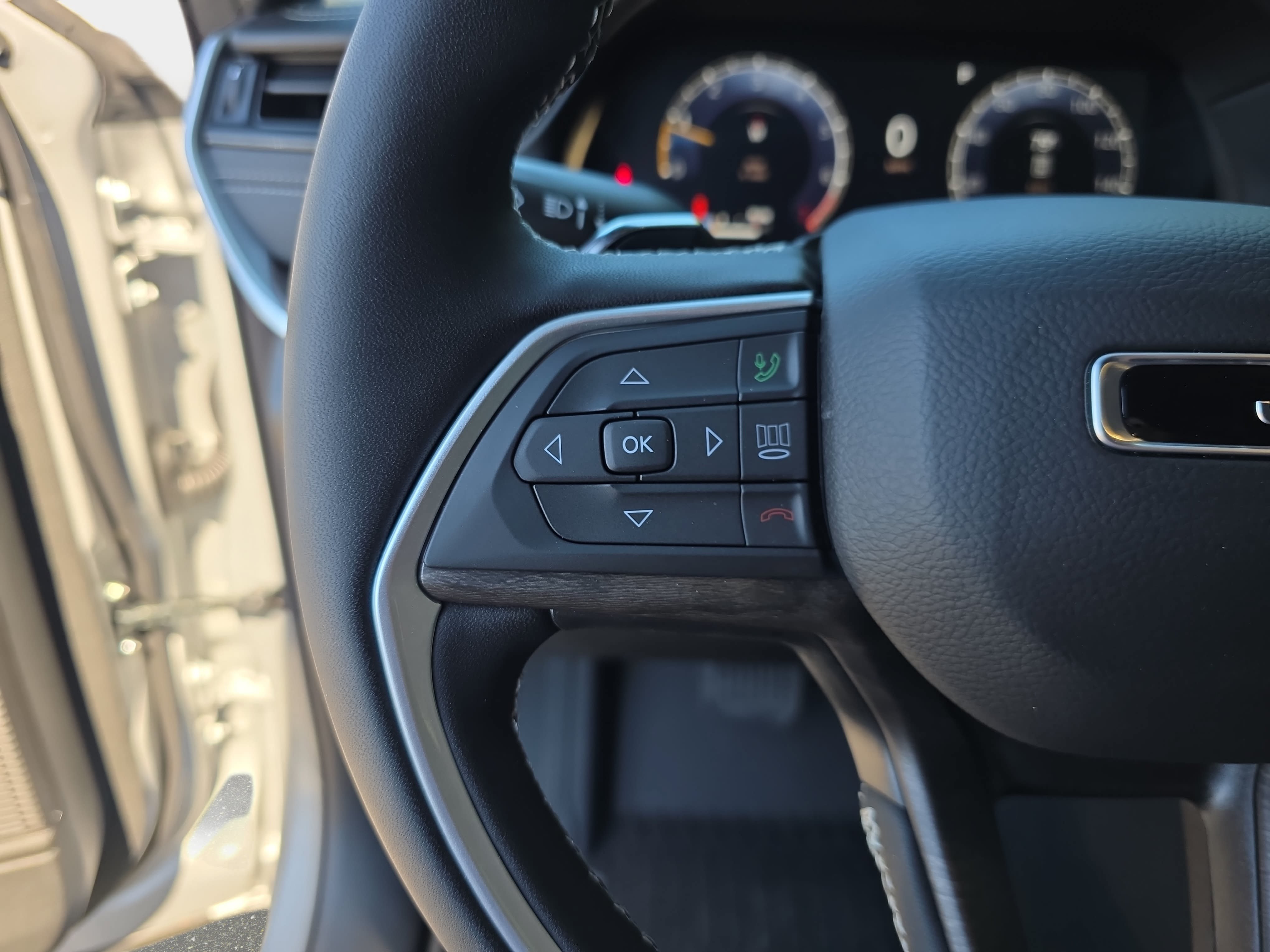 New 2026 Jeep Grand Cherokee Limited AWD/4WD image 15