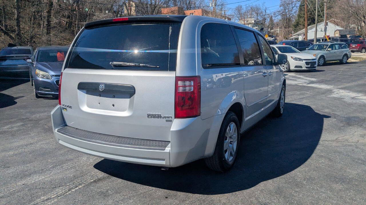 Used 2010 Dodge Grand Caravan SE w/ Climate Group FWD image 8