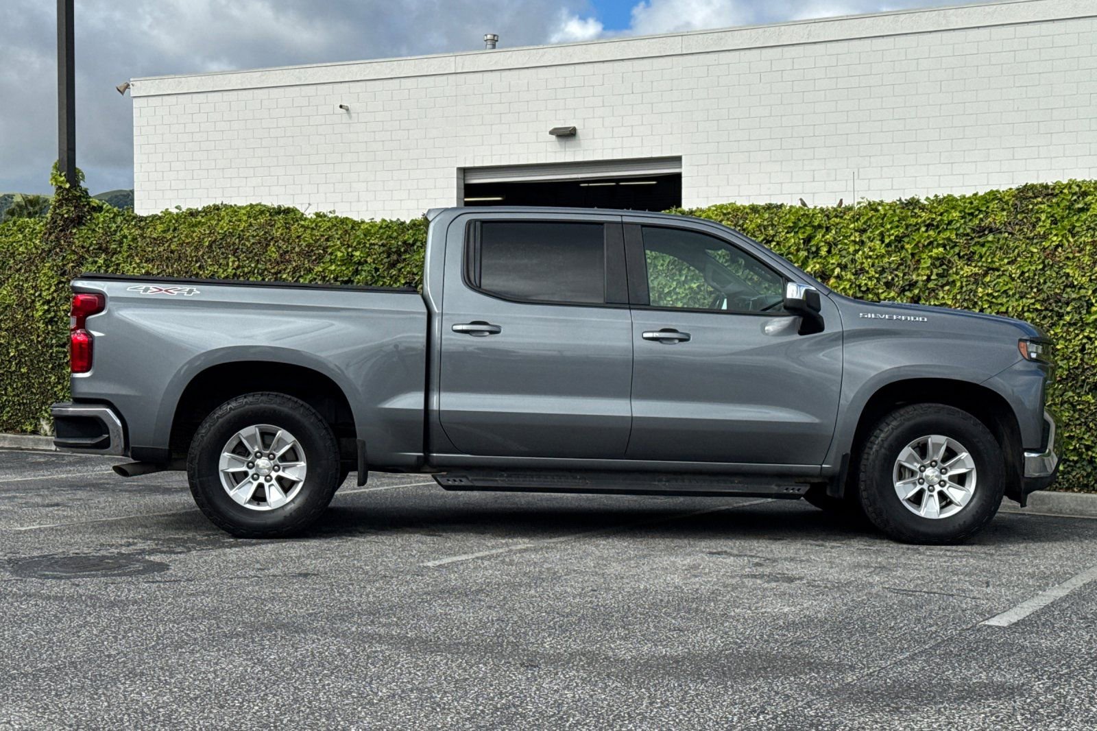 Used 2020 Chevrolet Silverado 1500 LT w/ All-Star Edition image 3