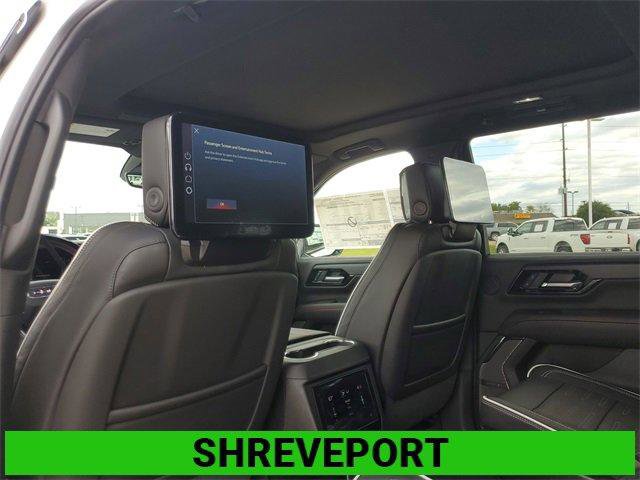 New 2026 GMC Yukon AT4 Ultimate w/ LPO, Floor Liner Package image 10