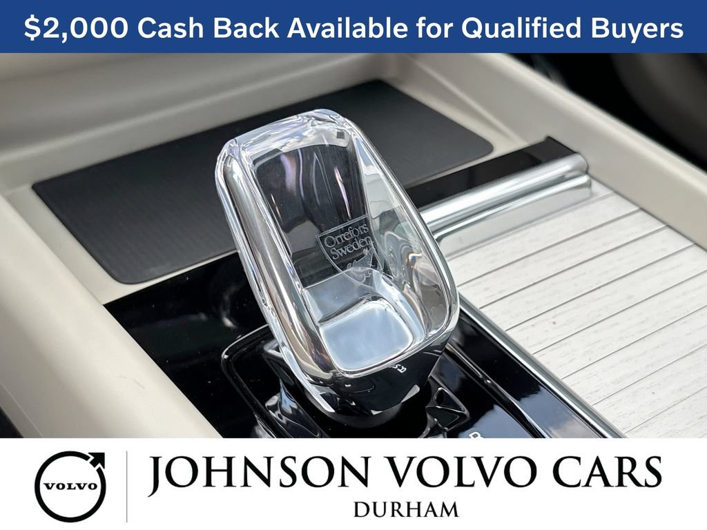 New 2026 Volvo XC60 T8 Ultra w/ Protection Package Premier AWD/4WD image 23