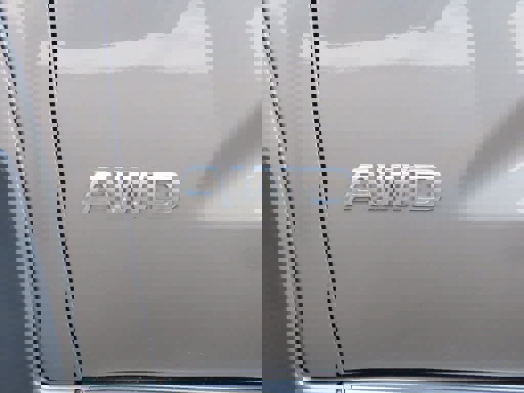 Used 2014 Kia Sorento SX w/ 3rd Row Package image 9