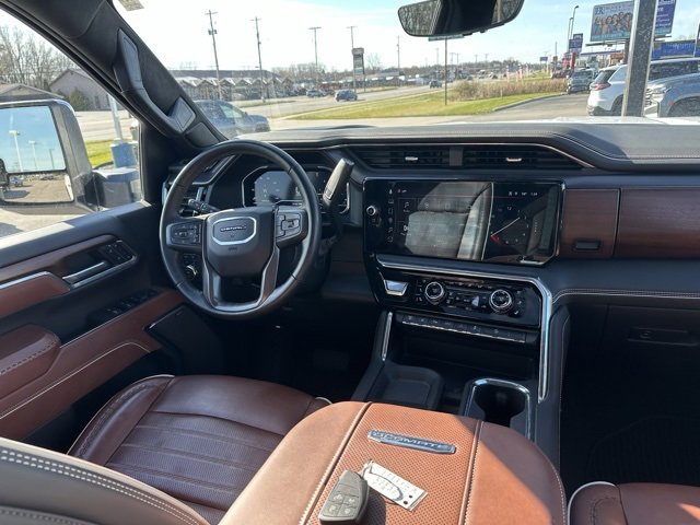 Used 2025 GMC Sierra 3500 Denali Ultimate image 15