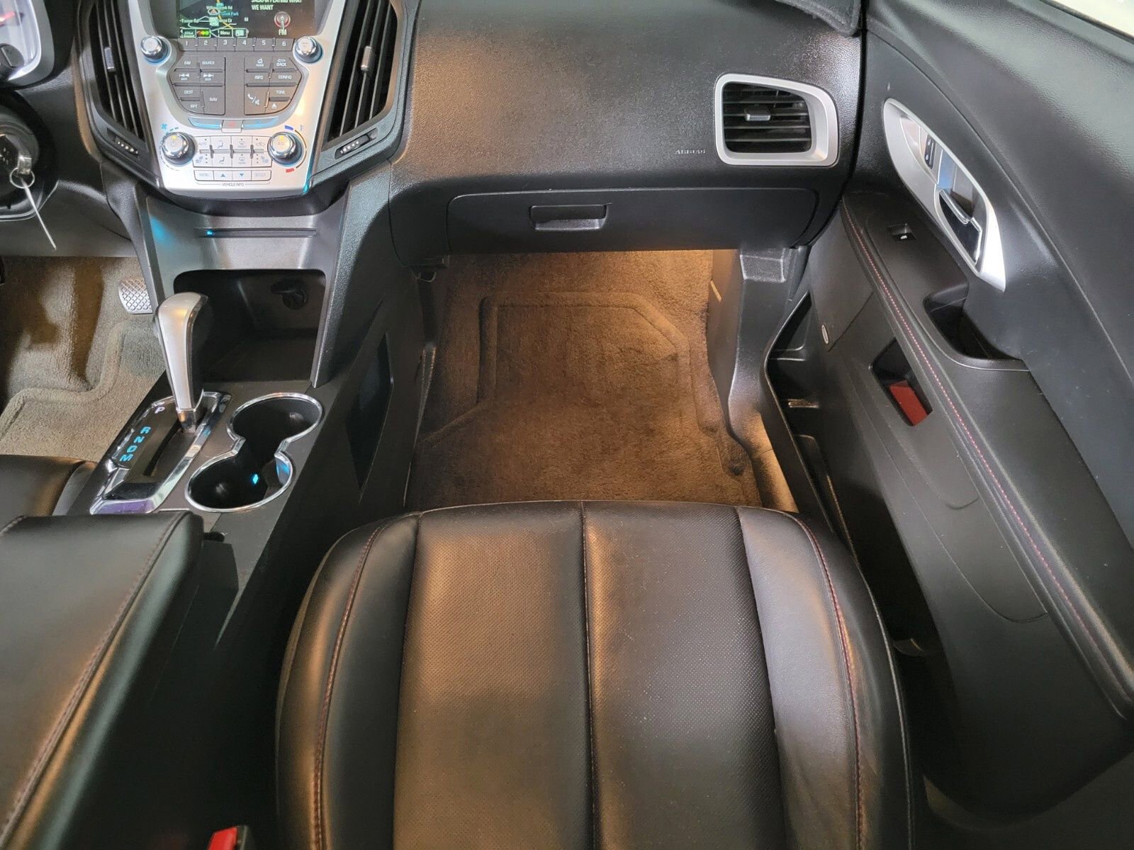 Used 2015 Chevrolet Equinox LTZ image 24