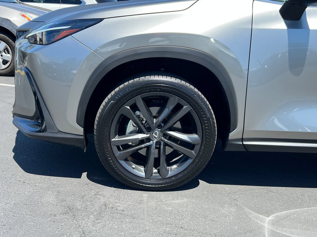Used 2023 Lexus NX 450h+ AWD image 5