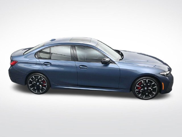 New 2026 BMW 330i Sedan w/ M Sport Package RWD image 24