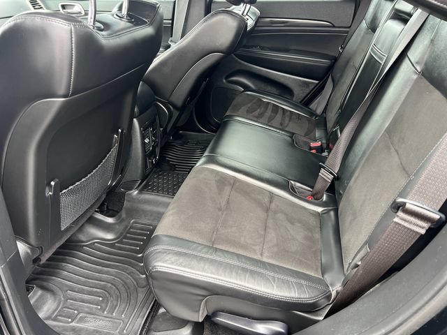 Certified 2022 Jeep Grand Cherokee Laredo X AWD/4WD image 24