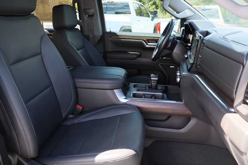 Certified 2023 GMC Sierra 1500 SLT w/ SLT Convenience Package AWD/4WD image 28