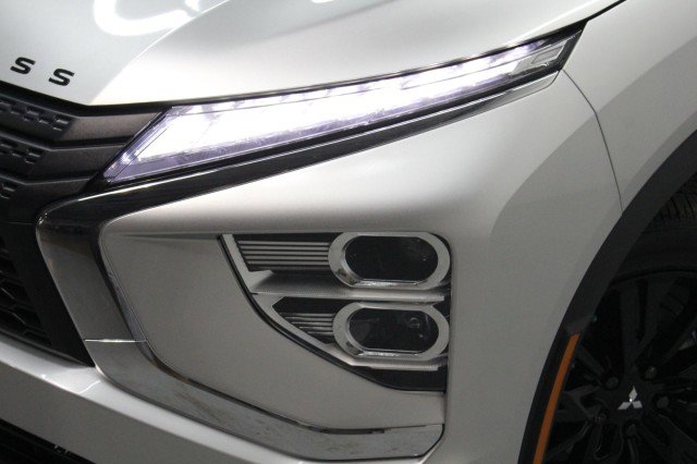 New 2026 Mitsubishi Eclipse Cross Black Edition AWD/4WD image 2