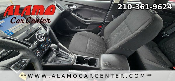 Used 2018 Ford Focus SEL image 36