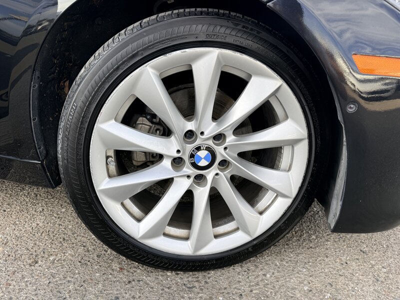 Used 2012 BMW 328i Sedan RWD image 30
